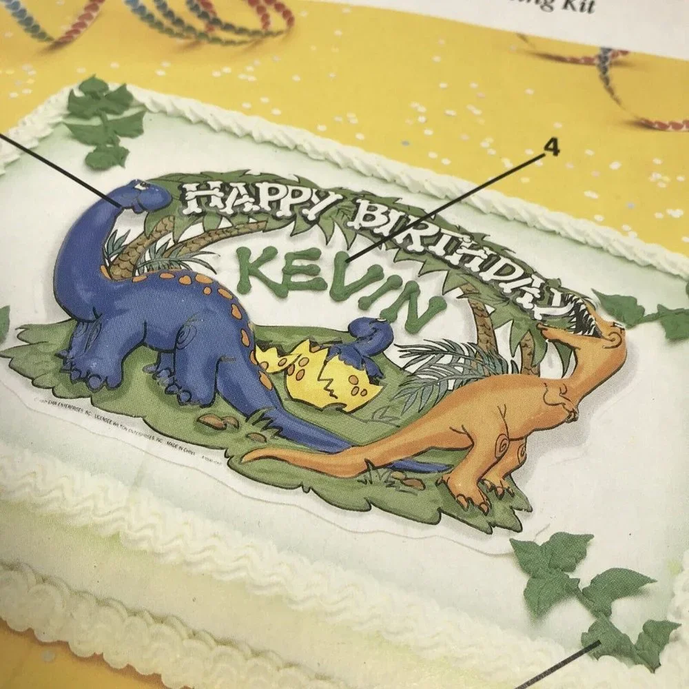 Vintage 1991 Wilton Dinosaur Family Happy Birthday Cake Topper Decoration SEALED